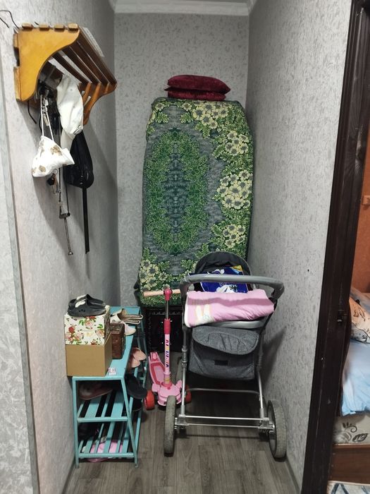 Сотилади 2 хона дом