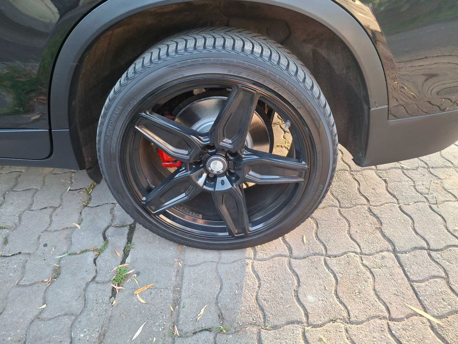 Vand jante  cu tot cu cauciucuri de iarna x3 sau seria 7