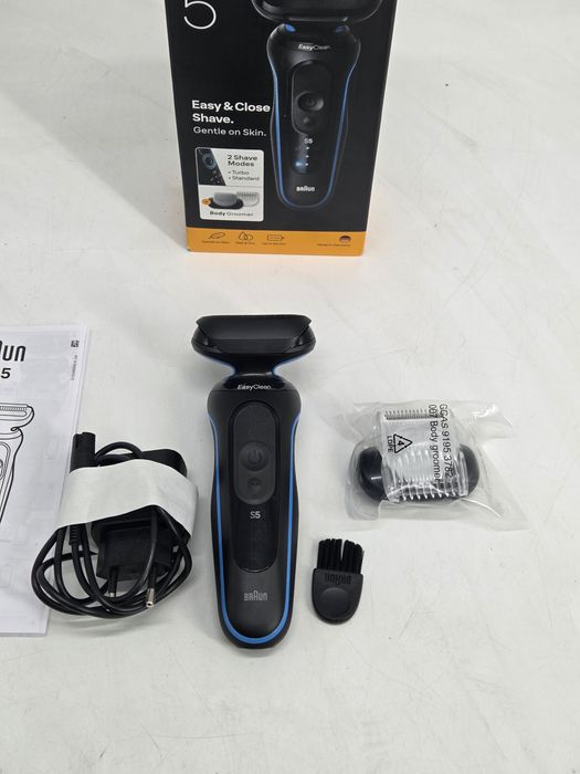 Електрическа самобръсначка Braun Seria 5 52-B1600S, Автономия 50 минути, Аксесоар за грижа за тялото, Безжичен, За употреба на мокро/сухо