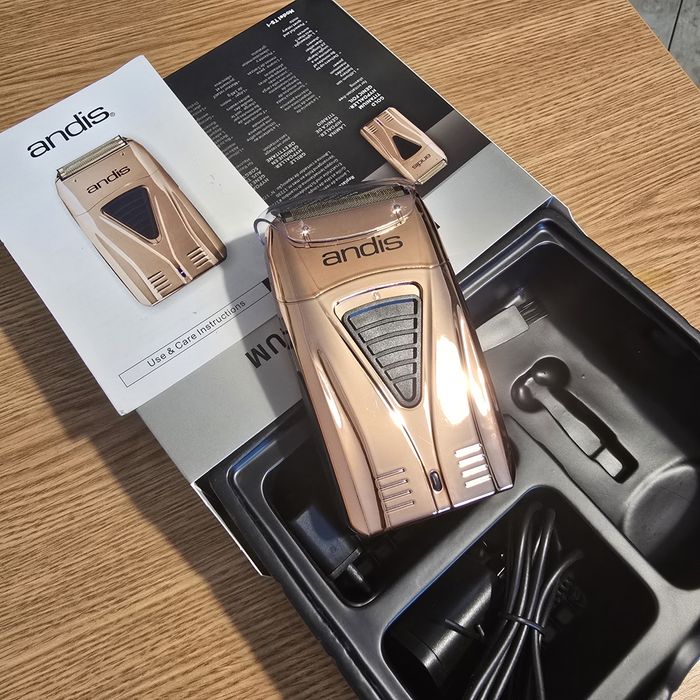 Shaver profesional ANDIS nou