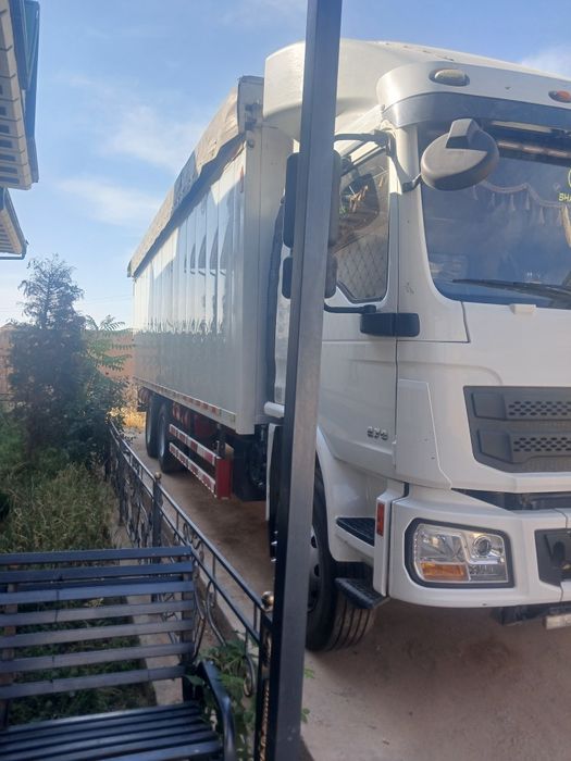 Shacman sotiladi xolati yangi