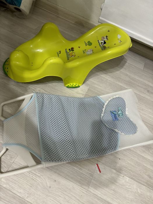 Шезлонг для купания