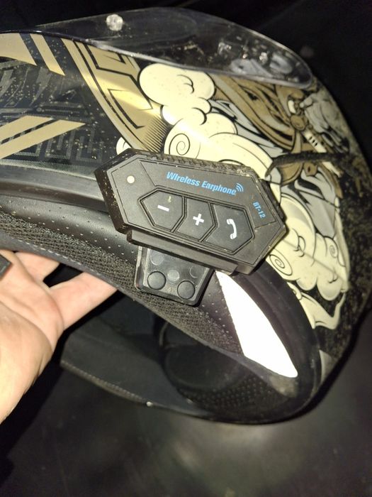 Каска.      Airon