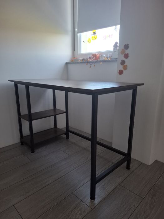 Birou in stil industrial