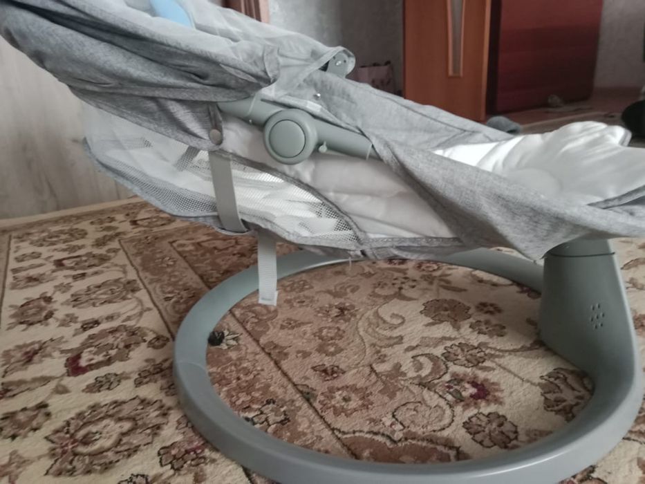 Шезлонг Новый Срочно  Продам