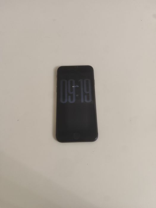 Iphone 8 срочно!!