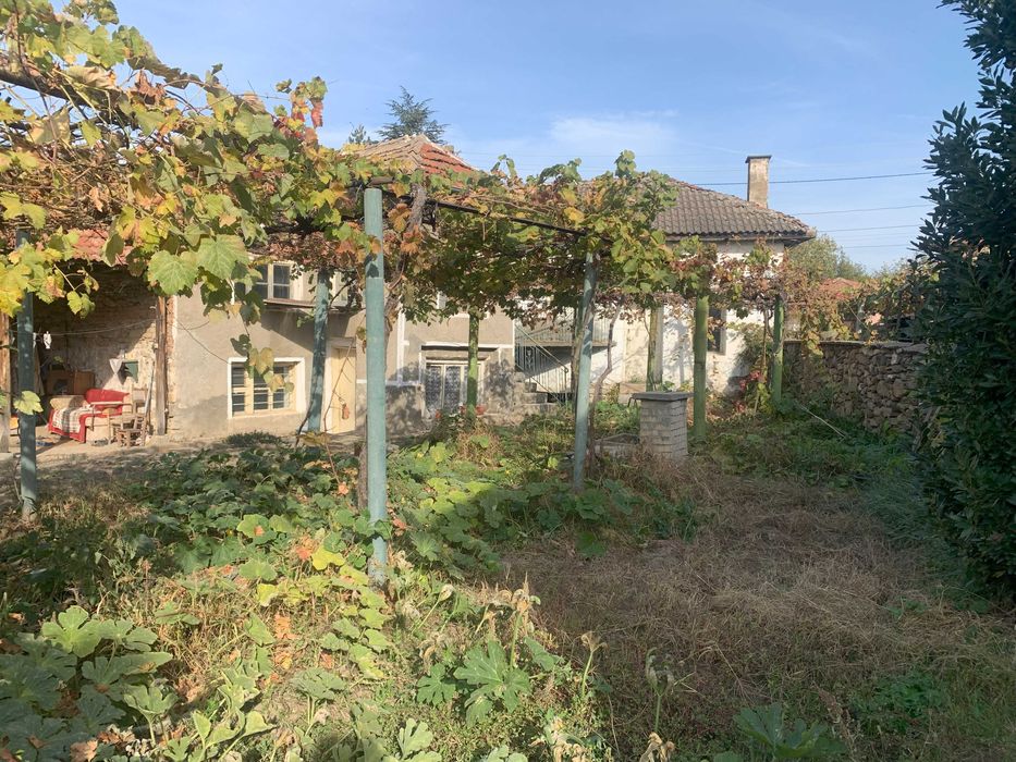 Продава се Къща в с. Домлян, Област Пловдив - 80 кв.м за 351 €/кв.м - Снимка #1