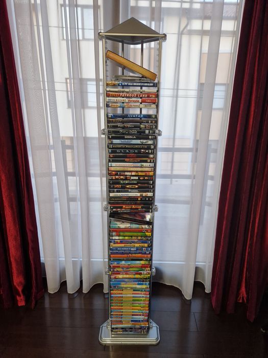 Dvd-uri cu filme si desene si suport