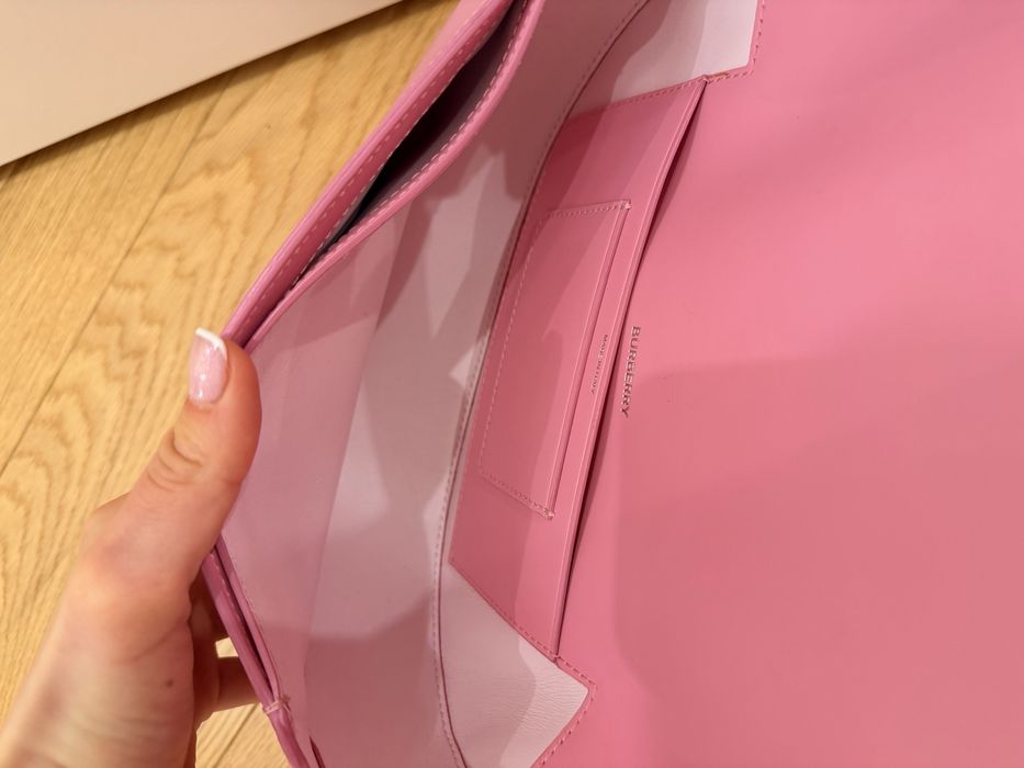 Уникална чанта Burberry