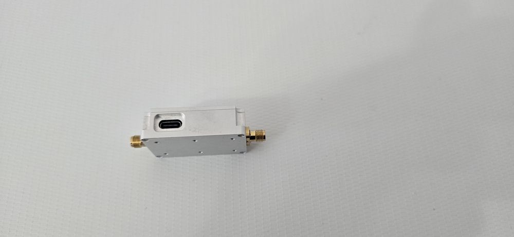 Amplificator LNA RF 1-2000MHz | Gain 60dB | Ham Radio, SDR, GPS, ADS-B
