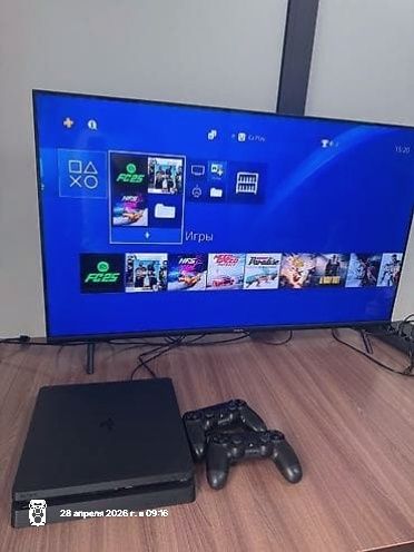 Продам PS 4 slim 500gb