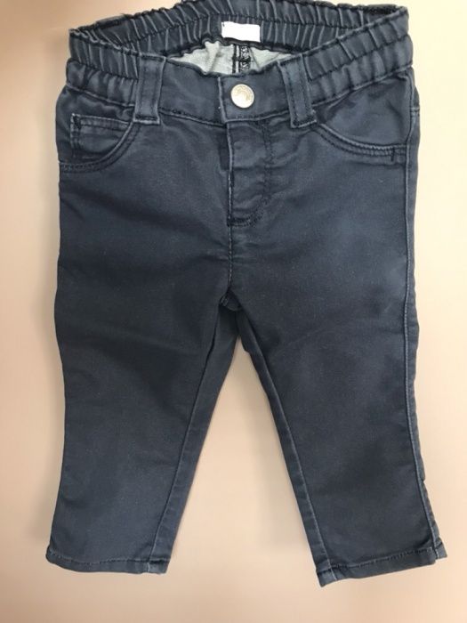 Маркови дрехи 6-12м. Изключително запазени.