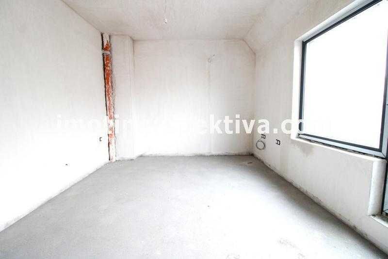 Продава се Многостаен апартамент в Пловдив, Христо Смирненски - 175 кв.м за 764 €/кв.м - Снимка #8