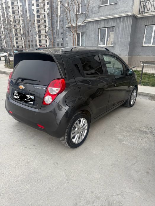 Spark 10500$ sotiladi