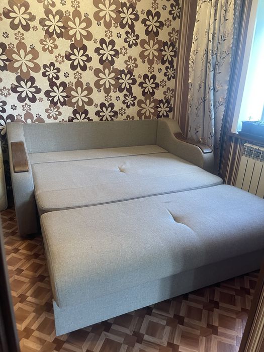 Продам диван в отличном состоянии
