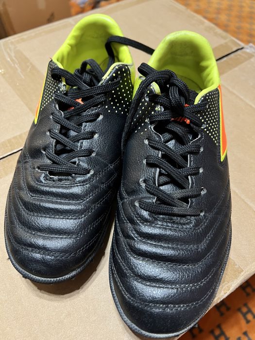 Детские бутсы 35 размер