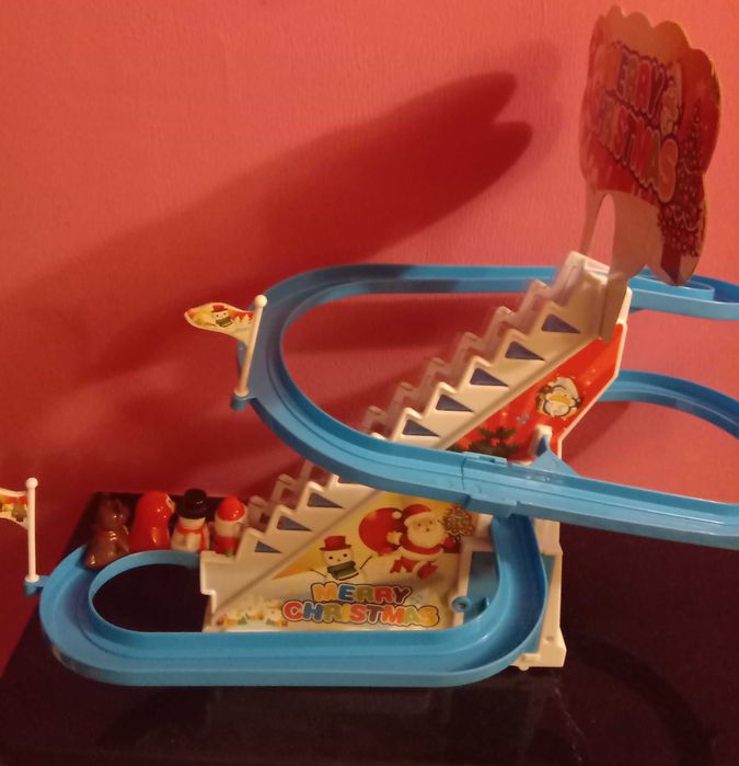 Детска пързалка Дядо Коледа, с фигурки и музика