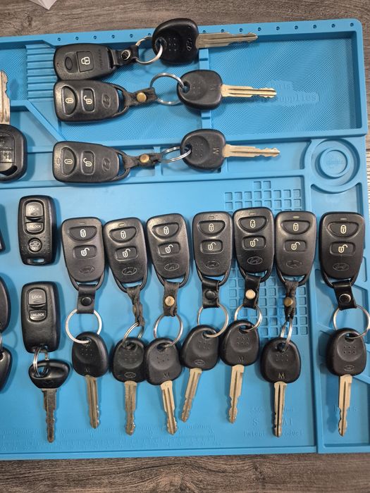 Ключове subaru,hyundai,honda,kia,daewoo,rover,range
