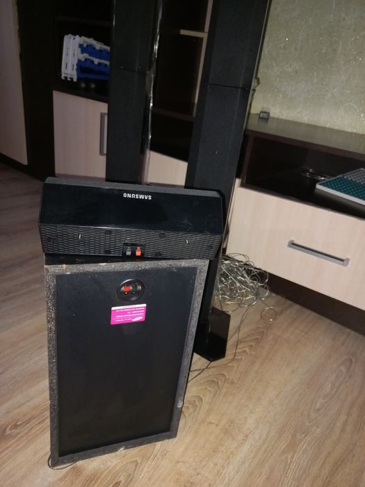 Продам колонки почти новые