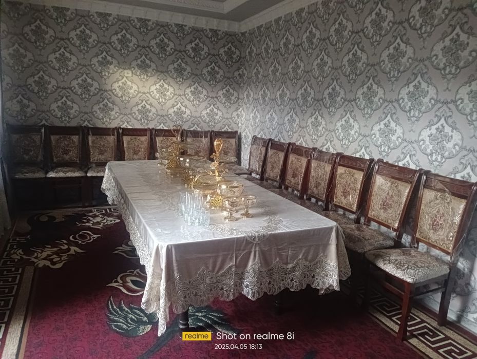 Stol stul sotiladi 14talik kelishamiz