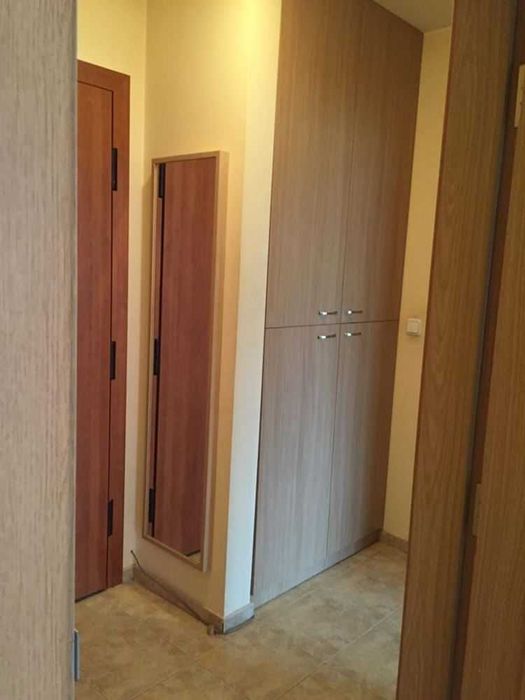 Продава се Двустаен апартамент в София, Хладилника - 65 кв.м за 2393 €/кв.м - Снимка #8