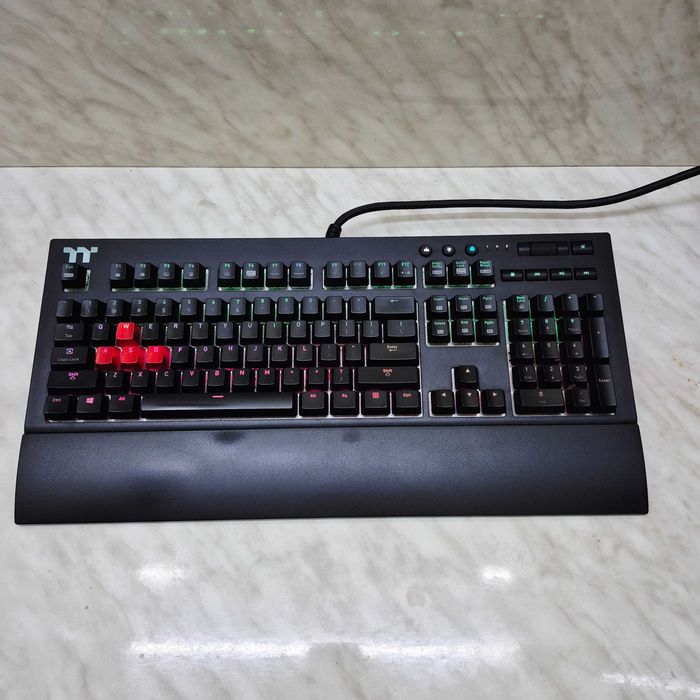 Tastatura Gaming Jocuri Tt eSPORTS by Thermaltake Premium X1 RGB, Mecanica,Pc,Iluminata