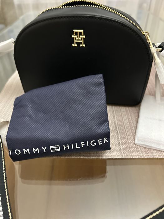 Tommy Hilfiger - дамска чанта