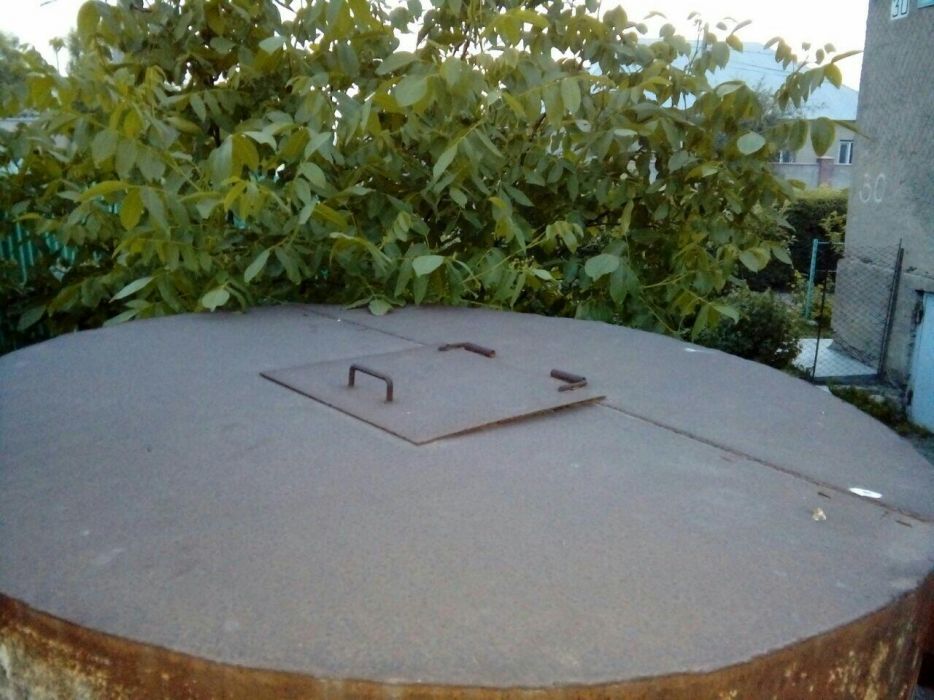 Железная ёмкость