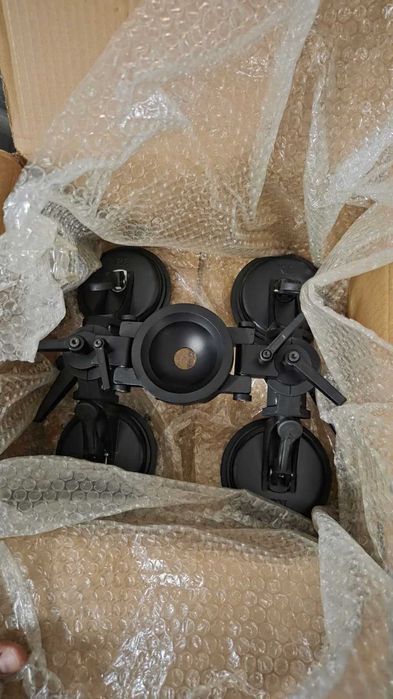 Rig 4 ventuze prindere camera pe masina cu bol 75 mm