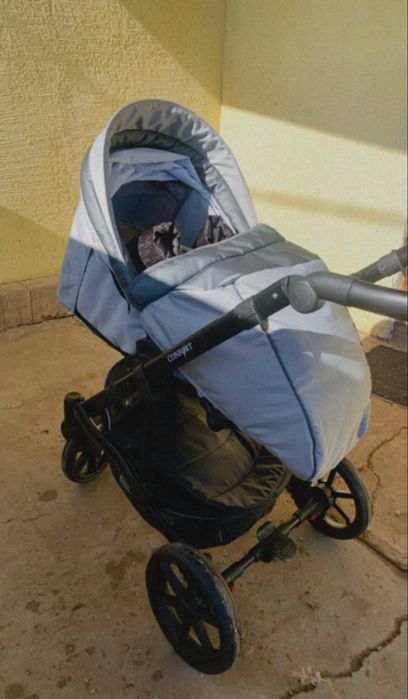 Продаю универсальную коляску Pituso Confort 2 в 1