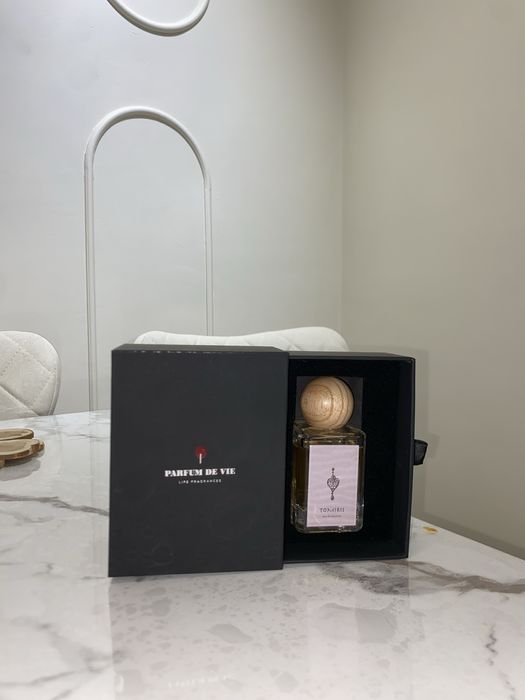 Продаеться парфюм