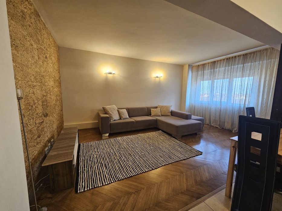 Proprietar vand apartament 3 camere