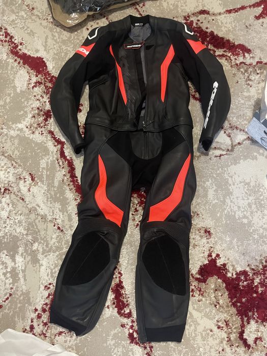 Echipament piele moto