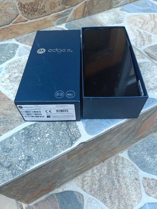 Vand telefon Motorola Edge 20 Lite