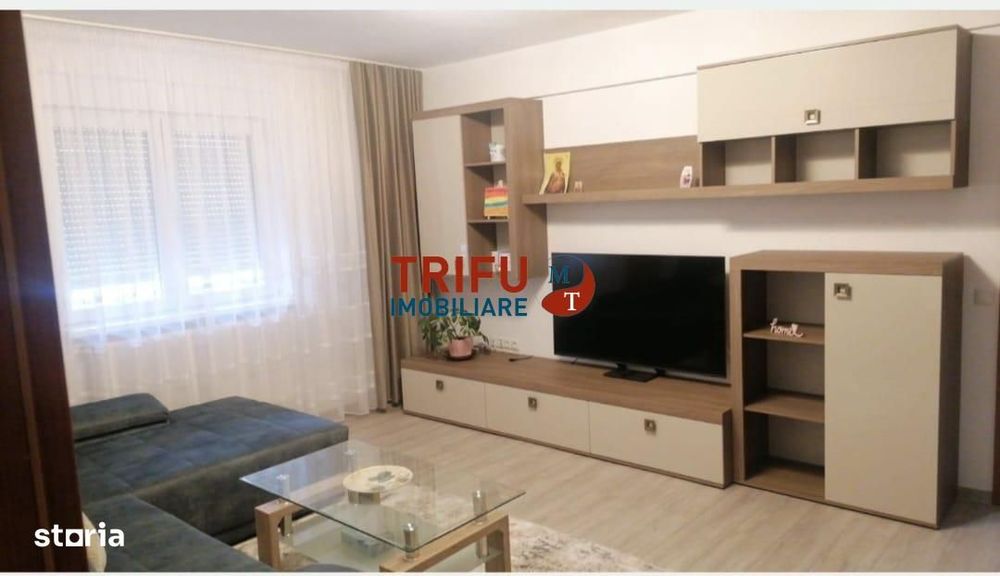 Apartament 3 camere de inchiriat zona Centru