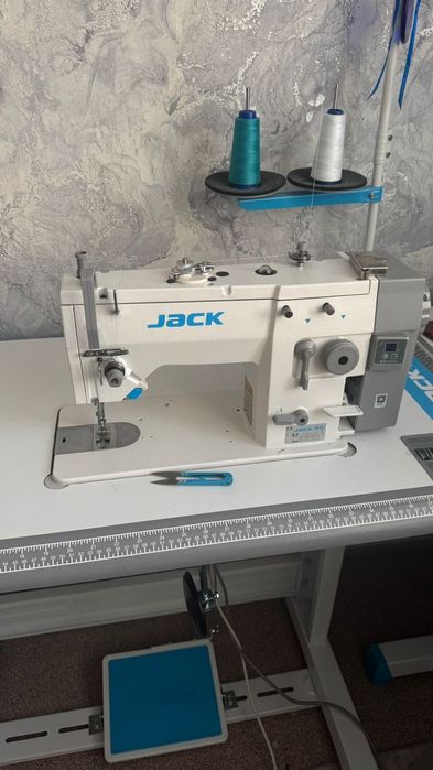 Швейная машина Jack 20U-93Z