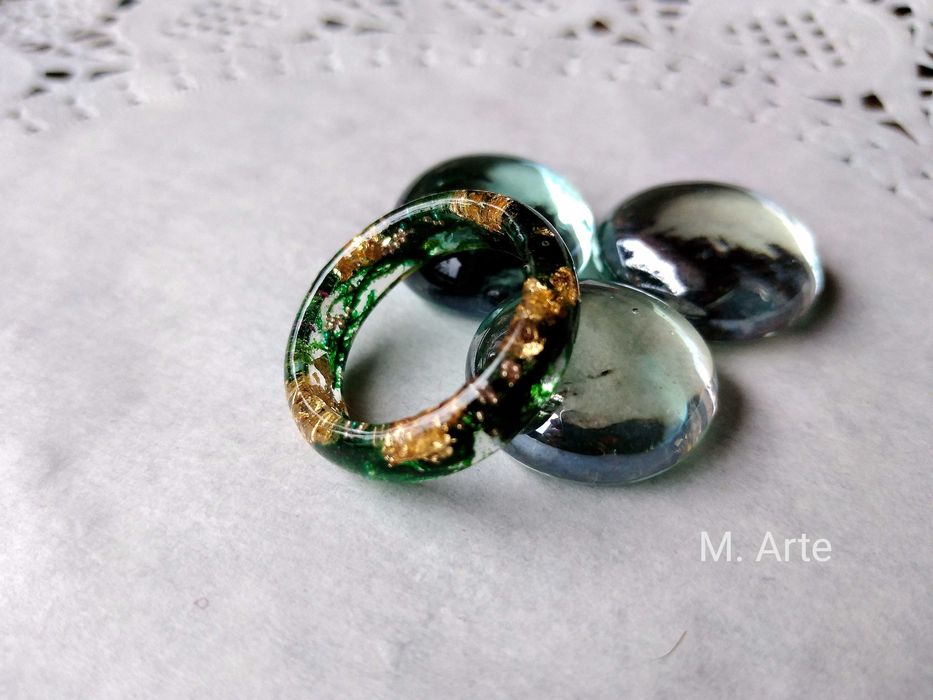 Пръстен от смола с мъх и златен лист Ръчна изработка Обеци смола Обици