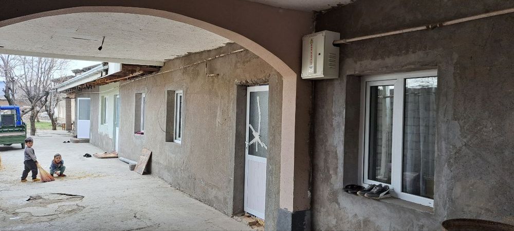 Srochna Yer Sotiladi Sergeli Xonabodda joylashkan Yoʻlni yuzda