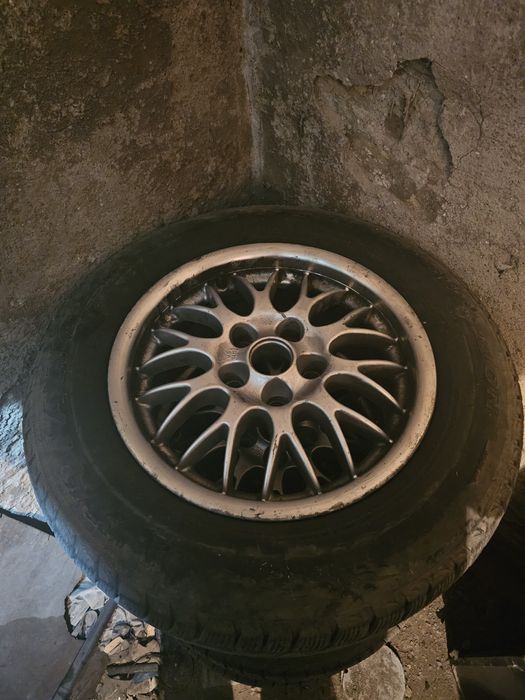 Продам резину с дисками от ауди 15