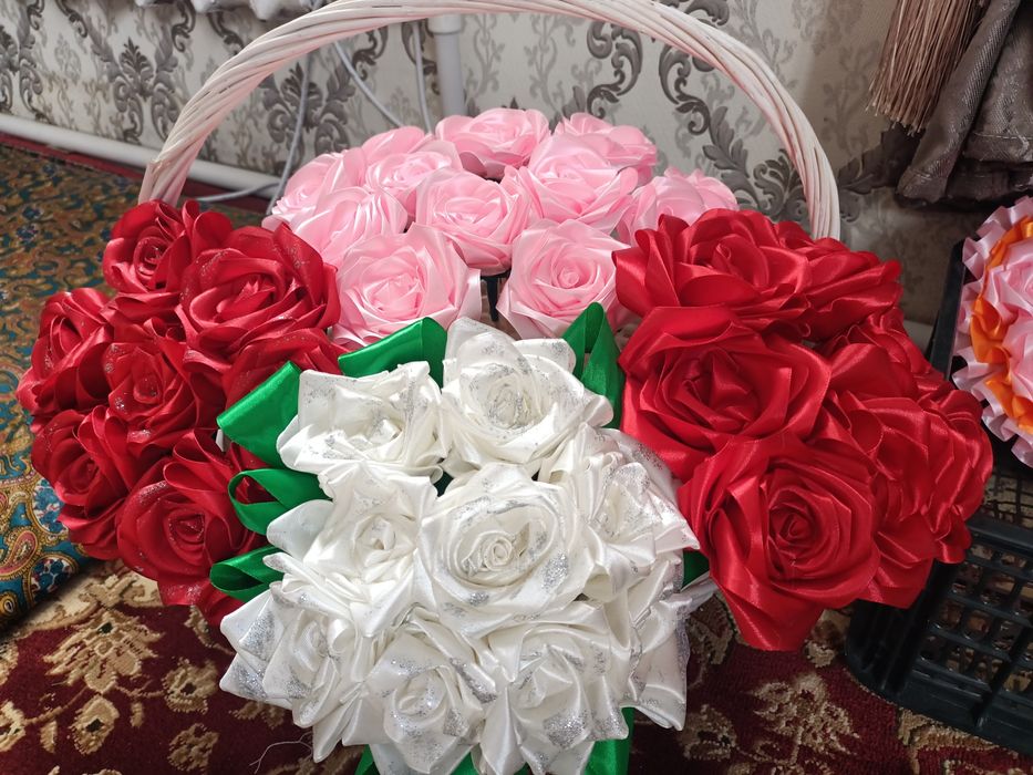 Цветы, букеты, корзинки