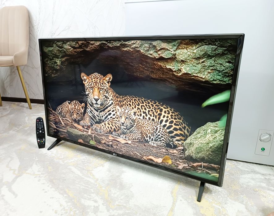 Телевизор LG Smart TV + Пульт.