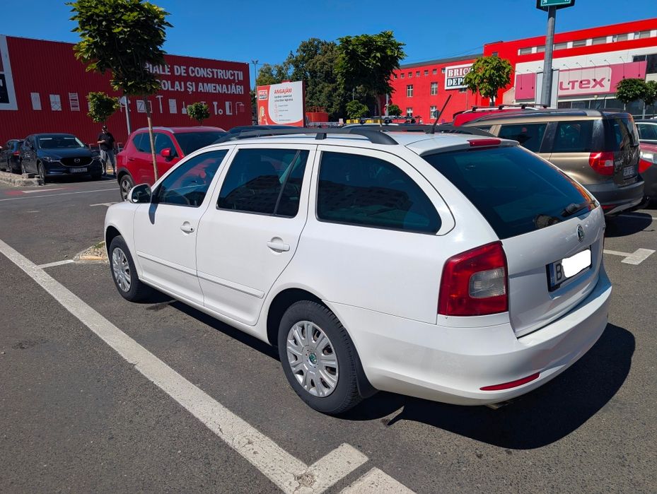 SKODA Octavia 2011 — imagine 2