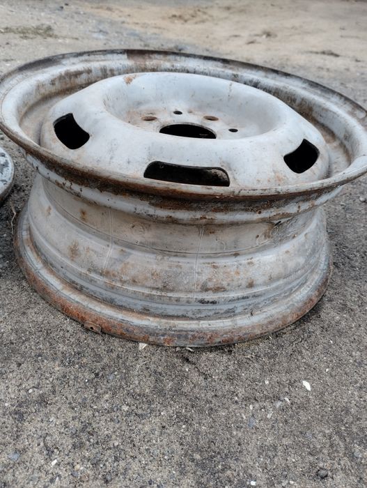 Диск на 16 одна штука