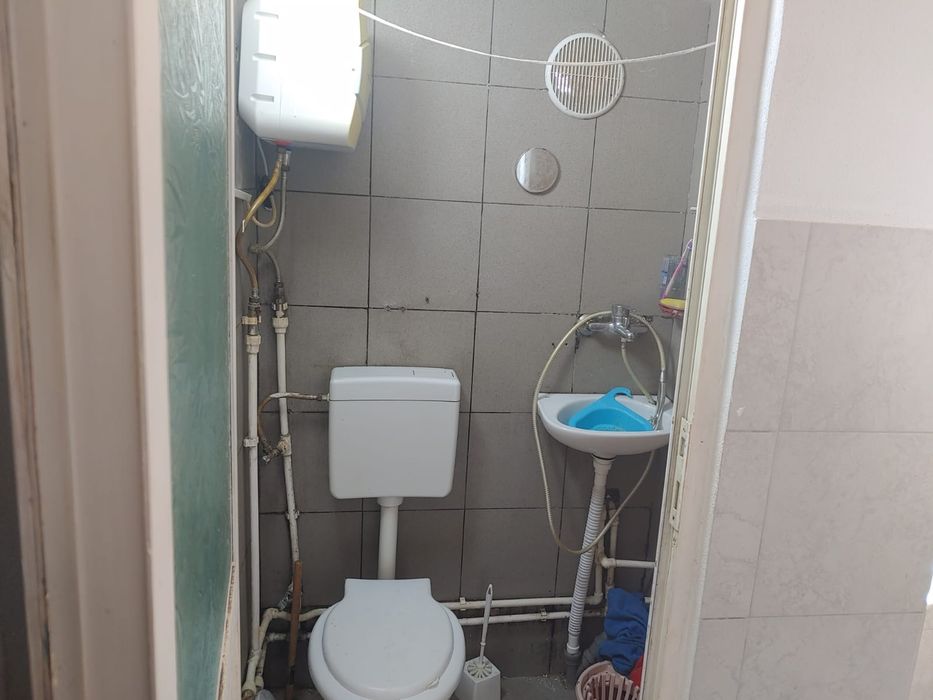 Vând garsonieră în CET Constanța