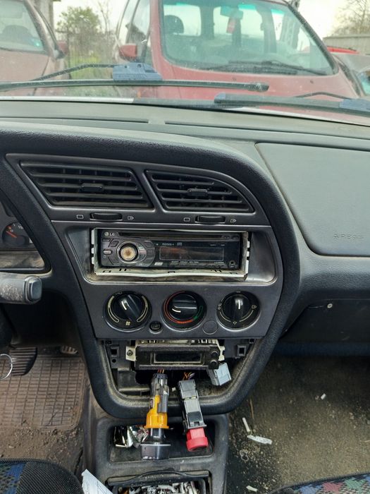 Peugeot 306 1.6 бензин 2001