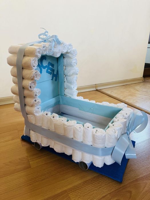 Торта/количка от памперси