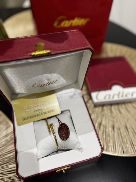 Гривна Картие унисекс