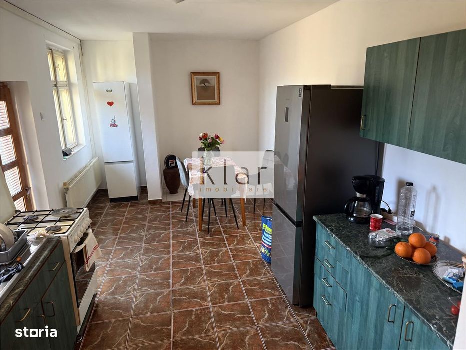 Casa Grigorescu aproape  de restaurantul Desaga