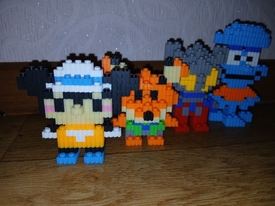 Продоется собравшое лего