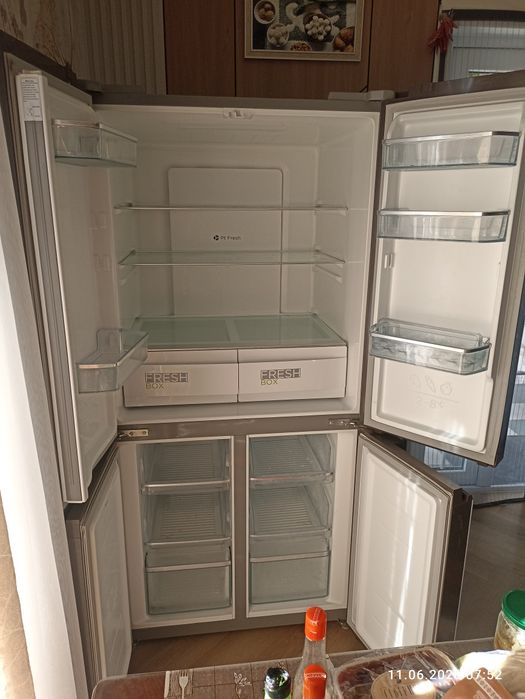 Продается холодильник Midea